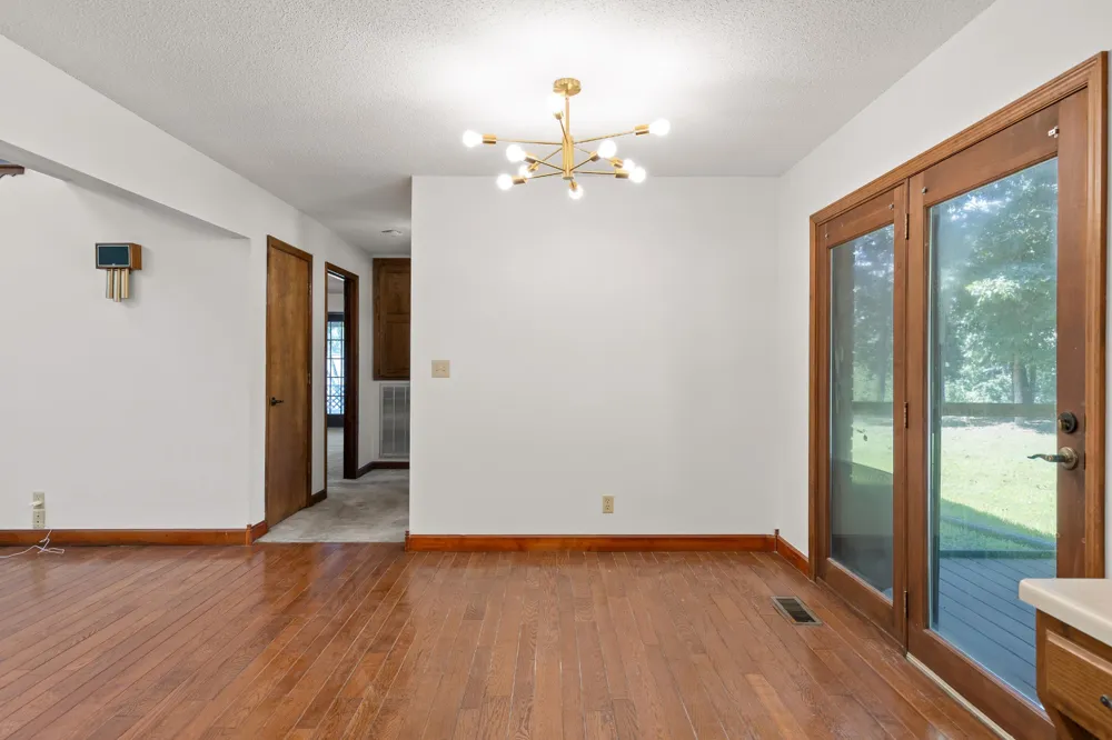 2401 Igou Ferry Road Soddy Daisy, TN 37379