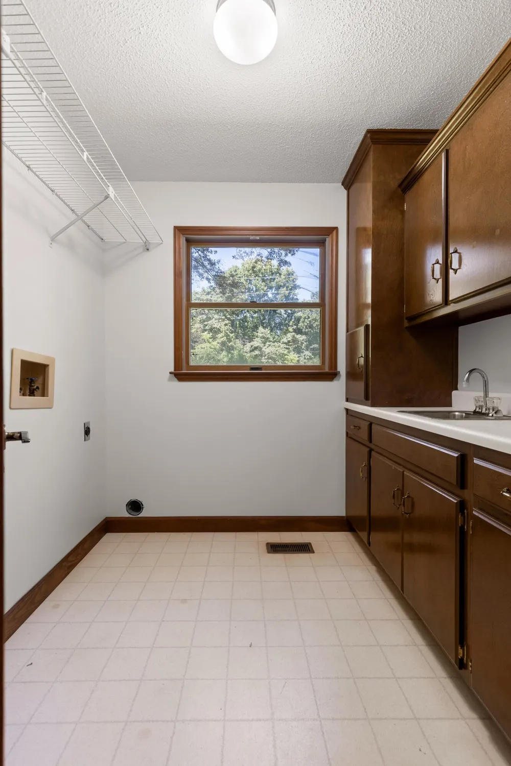2401 Igou Ferry Road Soddy Daisy, TN 37379