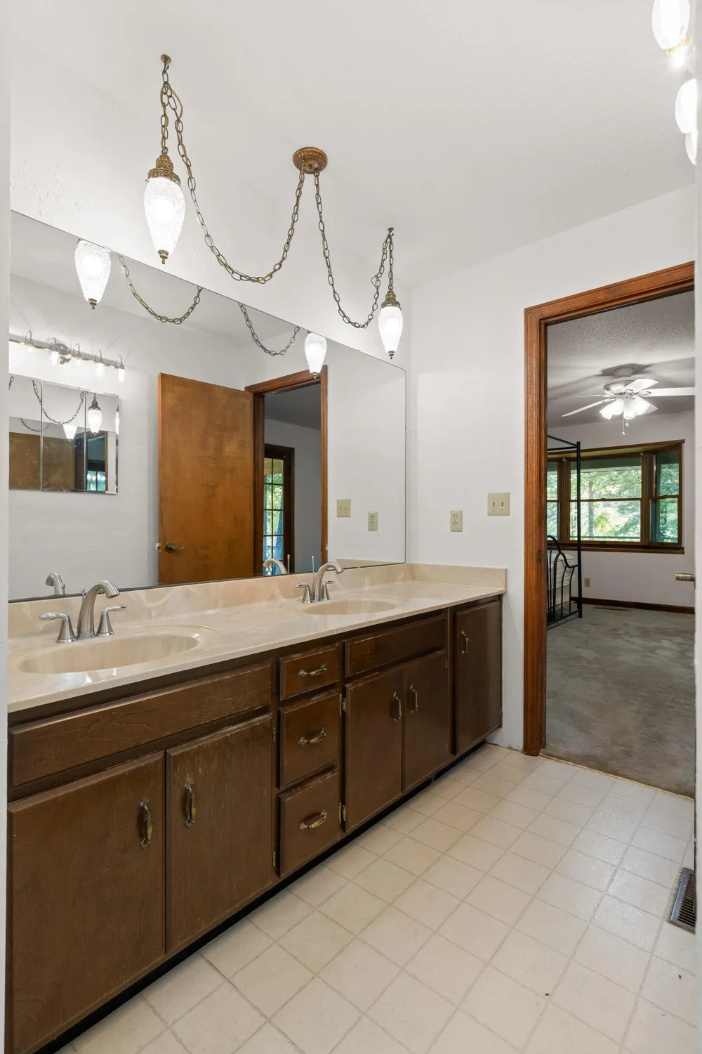 2401 Igou Ferry Road Soddy Daisy, TN 37379