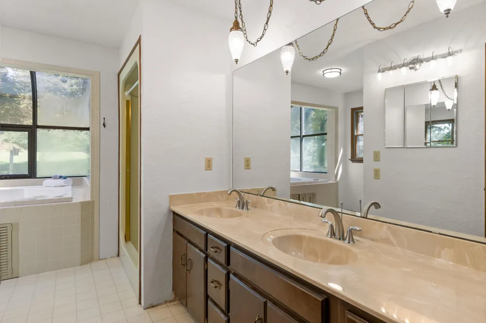 2401 Igou Ferry Road Soddy Daisy, TN 37379