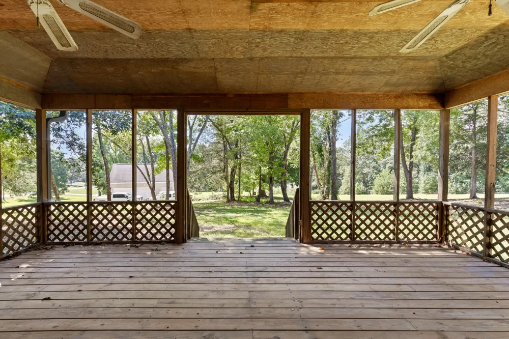 2401 Igou Ferry Road Soddy Daisy, TN 37379