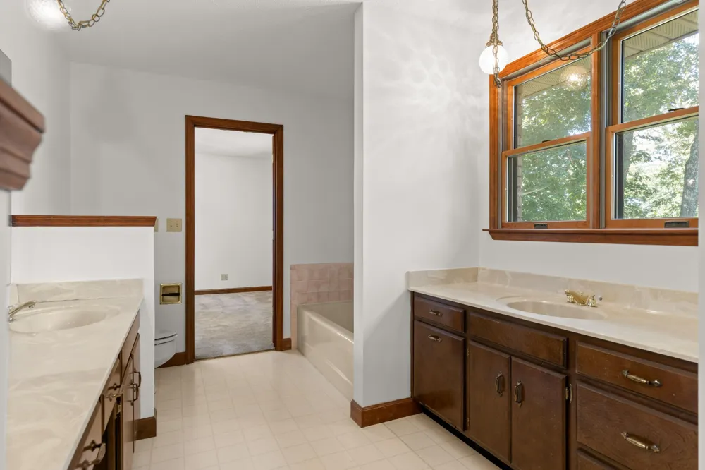2401 Igou Ferry Road Soddy Daisy, TN 37379