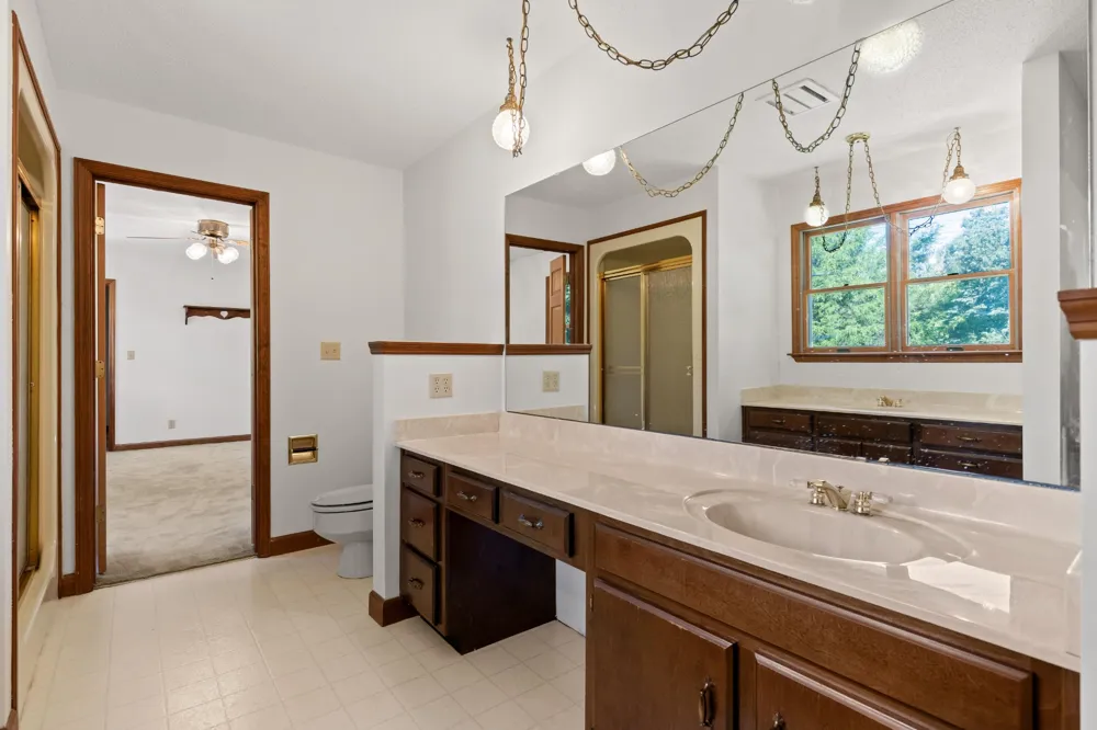 2401 Igou Ferry Road Soddy Daisy, TN 37379