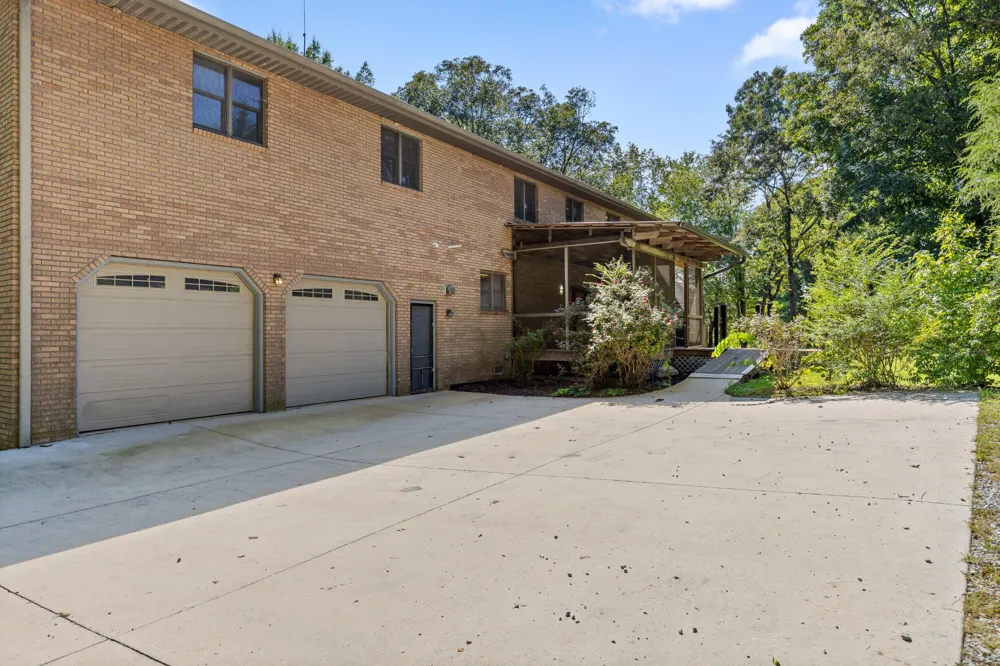 2401 Igou Ferry Road Soddy Daisy, TN 37379