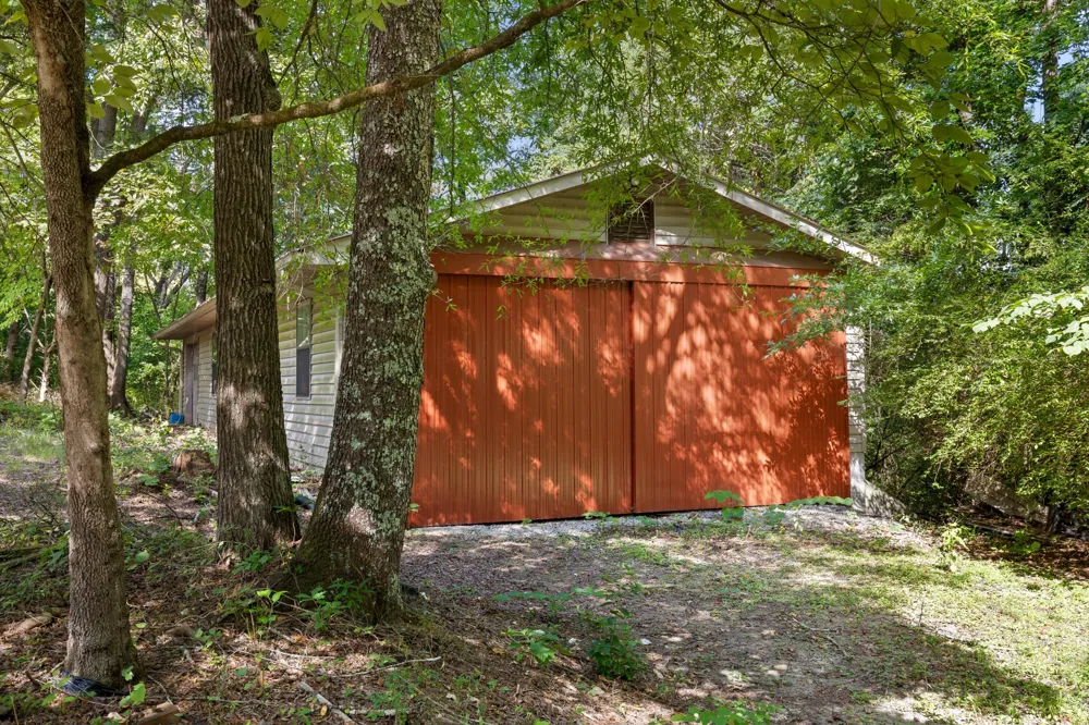 2401 Igou Ferry Road Soddy Daisy, TN 37379