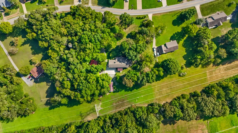 2401 Igou Ferry Road Soddy Daisy, TN 37379