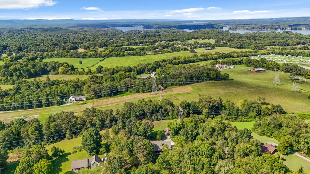 2401 Igou Ferry Road Soddy Daisy, TN 37379