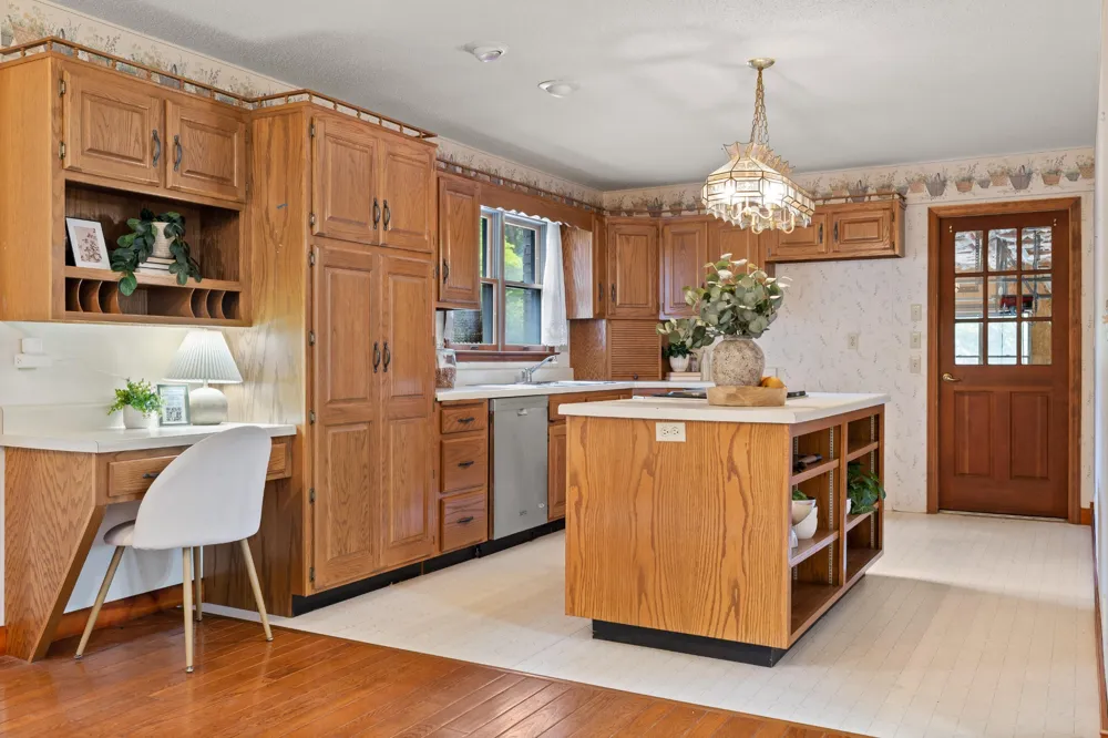 2401 Igou Ferry Road Soddy Daisy, TN 37379