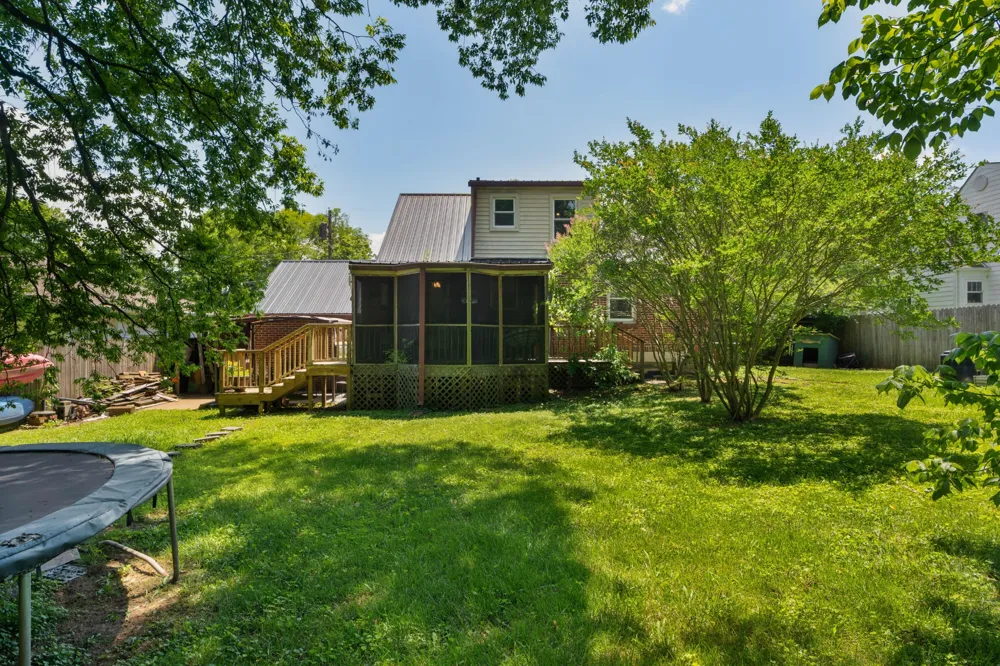 19 Kingston Street Chattanooga, TN 37415