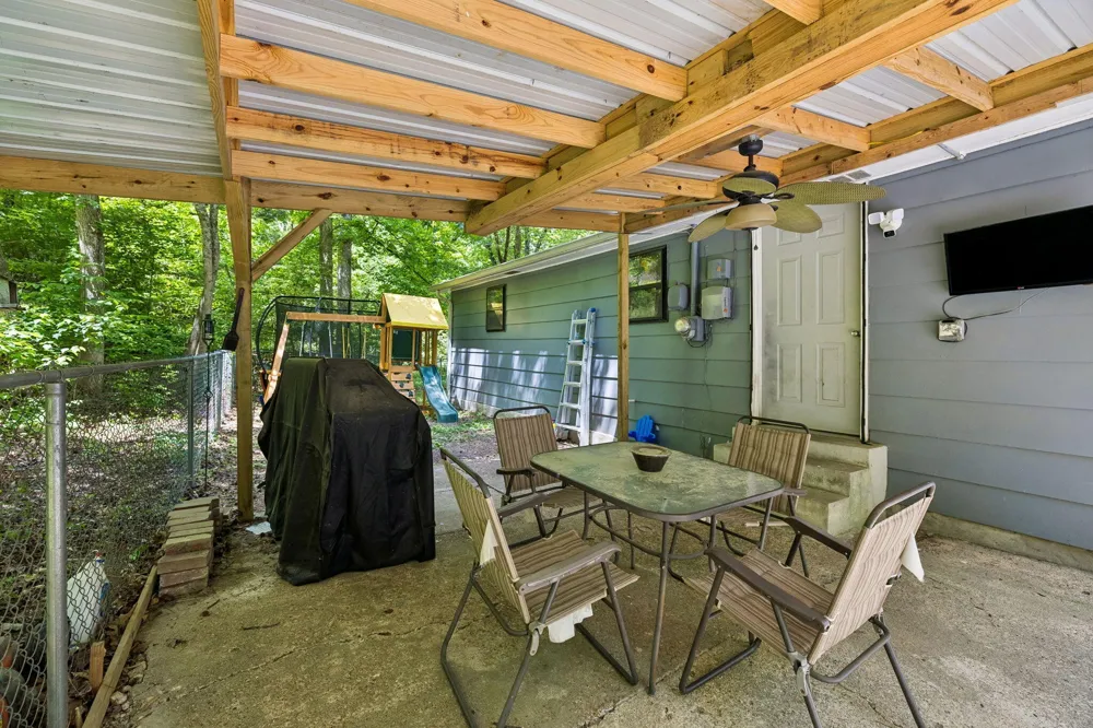 308 Coleman Road Soddy Daisy, TN 37379
