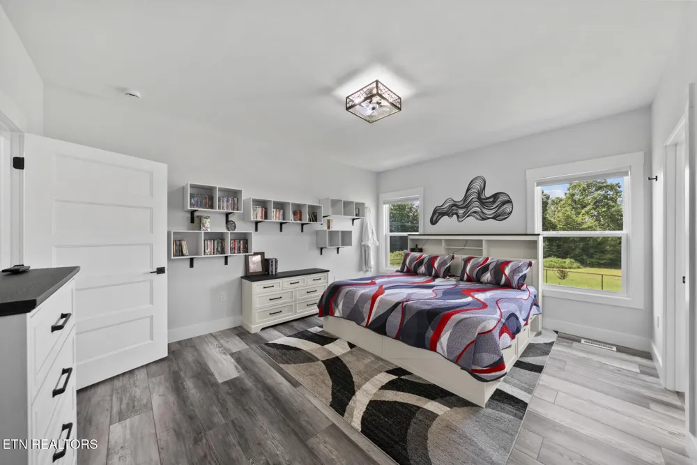 939 Clear Creek Rd Crossville, TN 38571