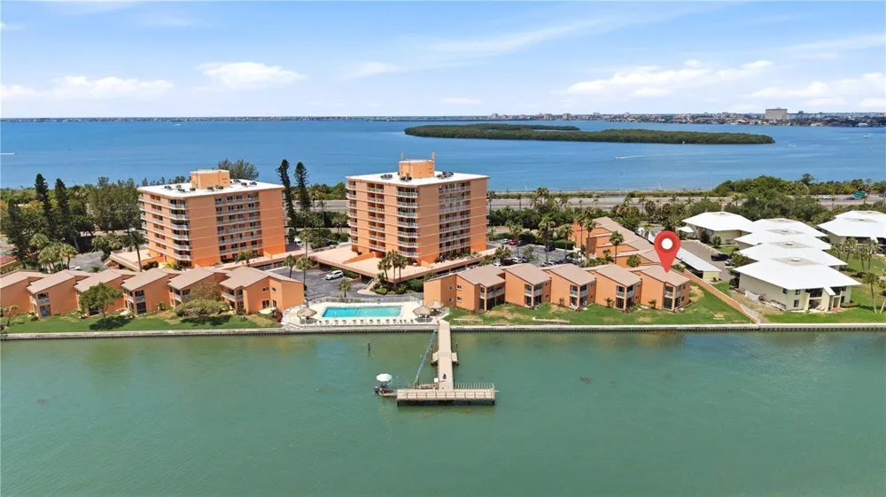 7400 SUNSHINE SKYWAY LANE S #111 St Petersburg, FL 33711
