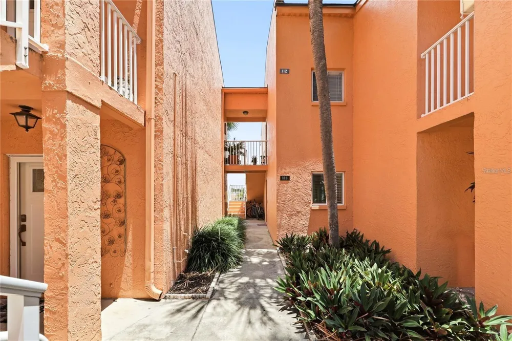7400 SUNSHINE SKYWAY LANE S #111 St Petersburg, FL 33711