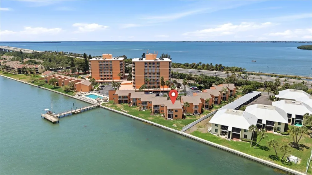 7400 SUNSHINE SKYWAY LANE S #111 St Petersburg, FL 33711