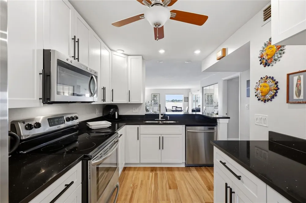 7400 SUNSHINE SKYWAY LANE S #111 St Petersburg, FL 33711