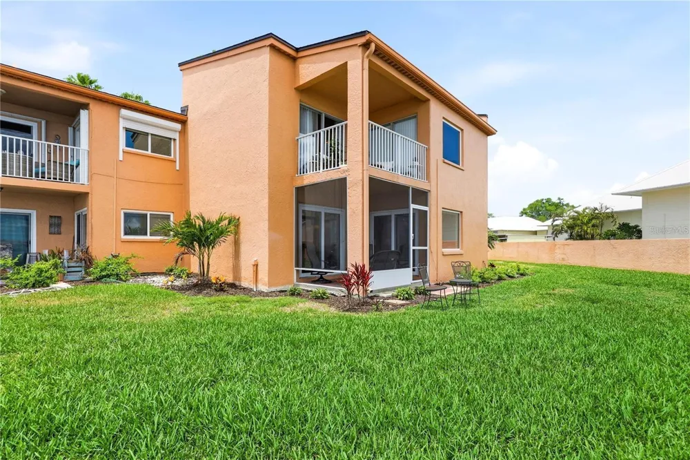 7400 SUNSHINE SKYWAY LANE S #111 St Petersburg, FL 33711