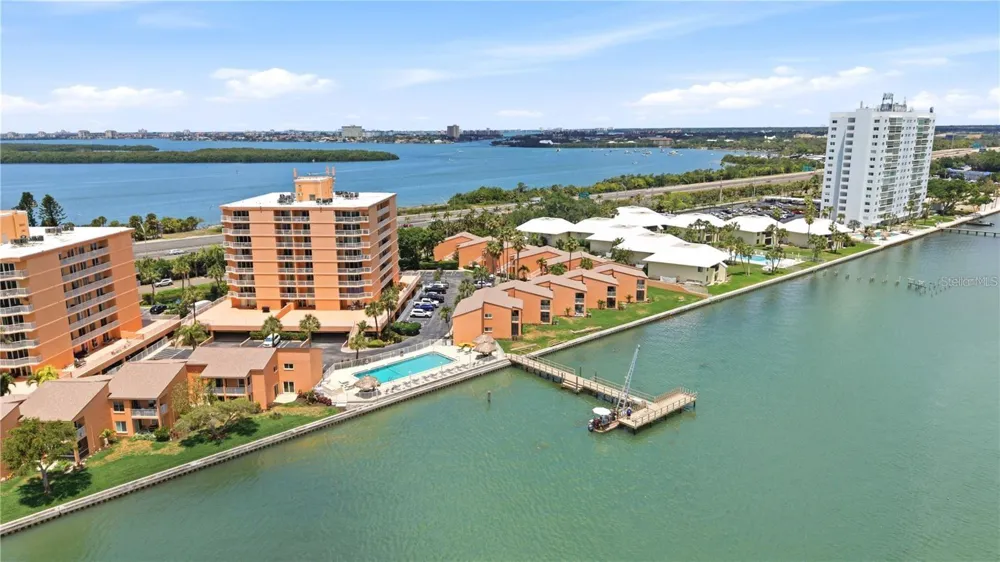 7400 SUNSHINE SKYWAY LANE S #111 St Petersburg, FL 33711