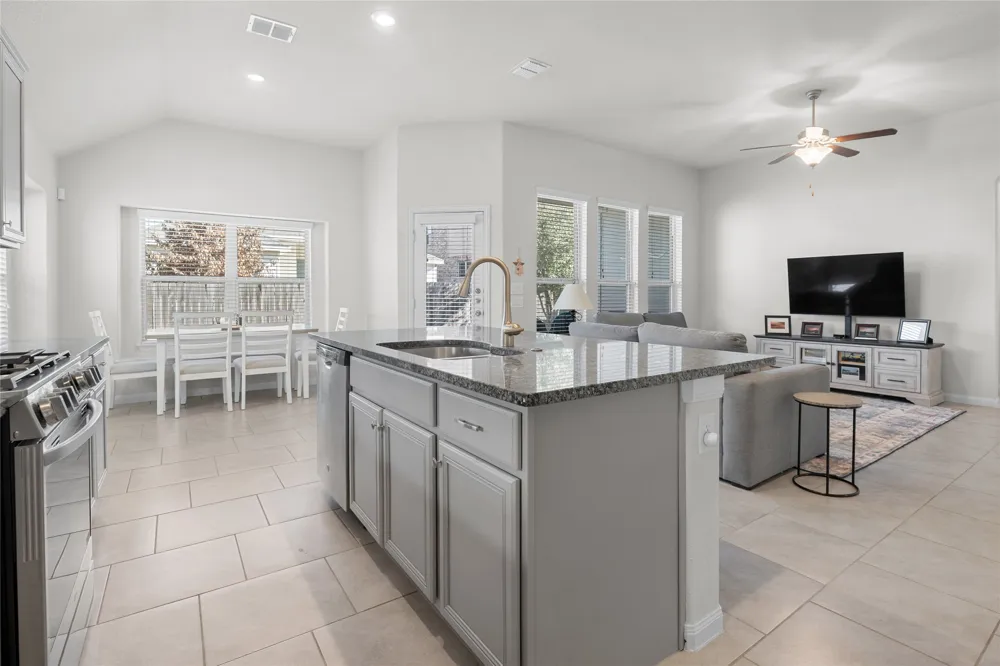 606 Linares Lane Austin, TX 78748
