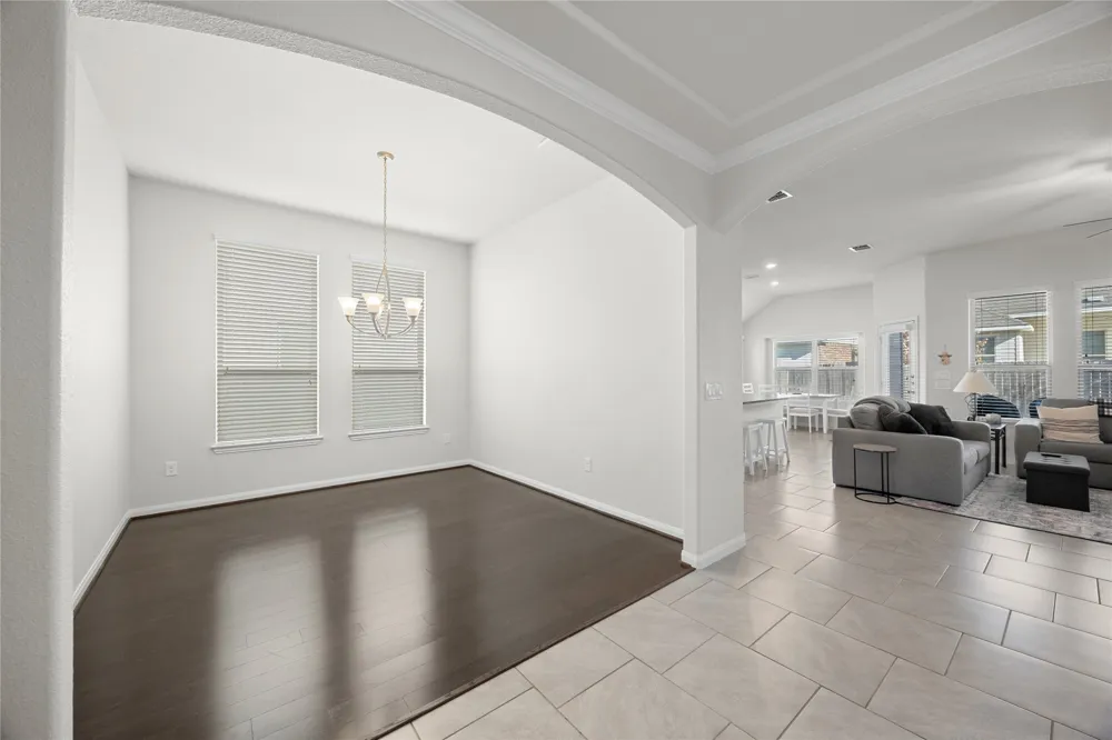 606 Linares Lane Austin, TX 78748