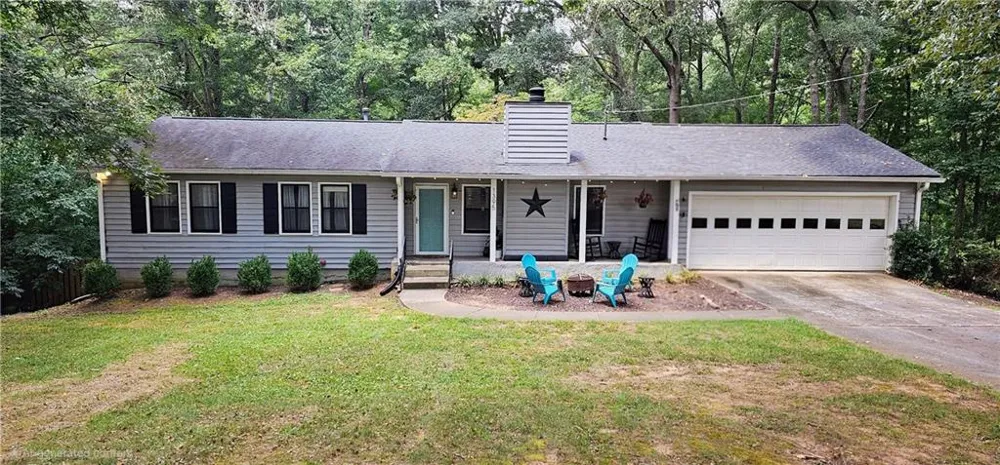 1395 Allatoona Court NW Kennesaw, GA 30152