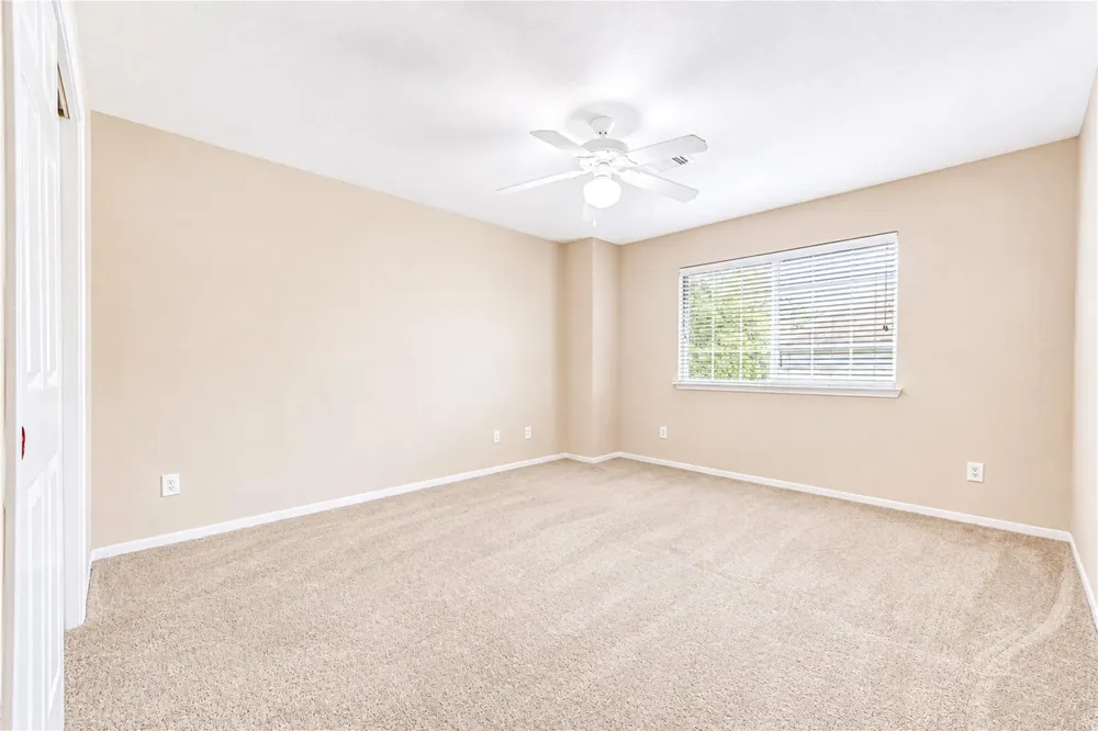 14009 Hollow Canyon Lane Rosharon, TX 77583