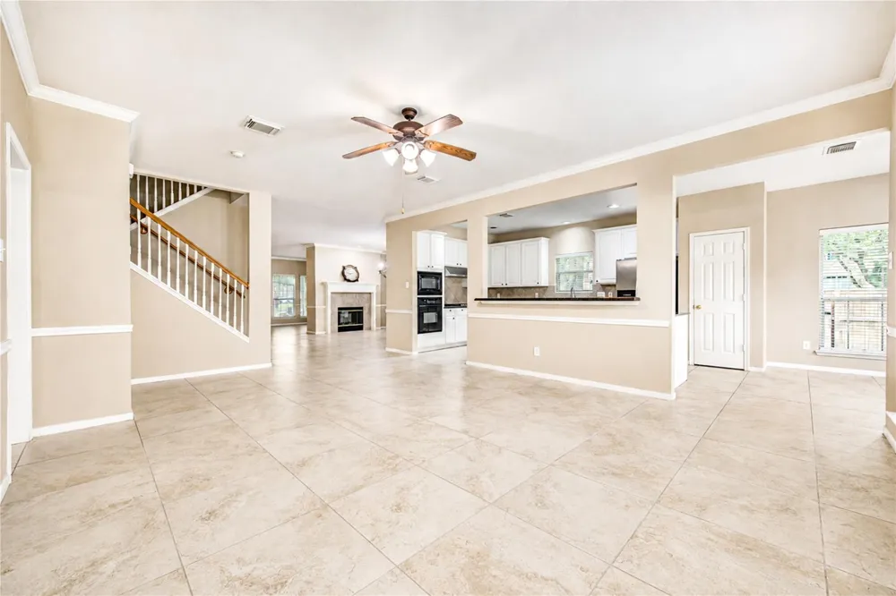 14009 Hollow Canyon Lane Rosharon, TX 77583
