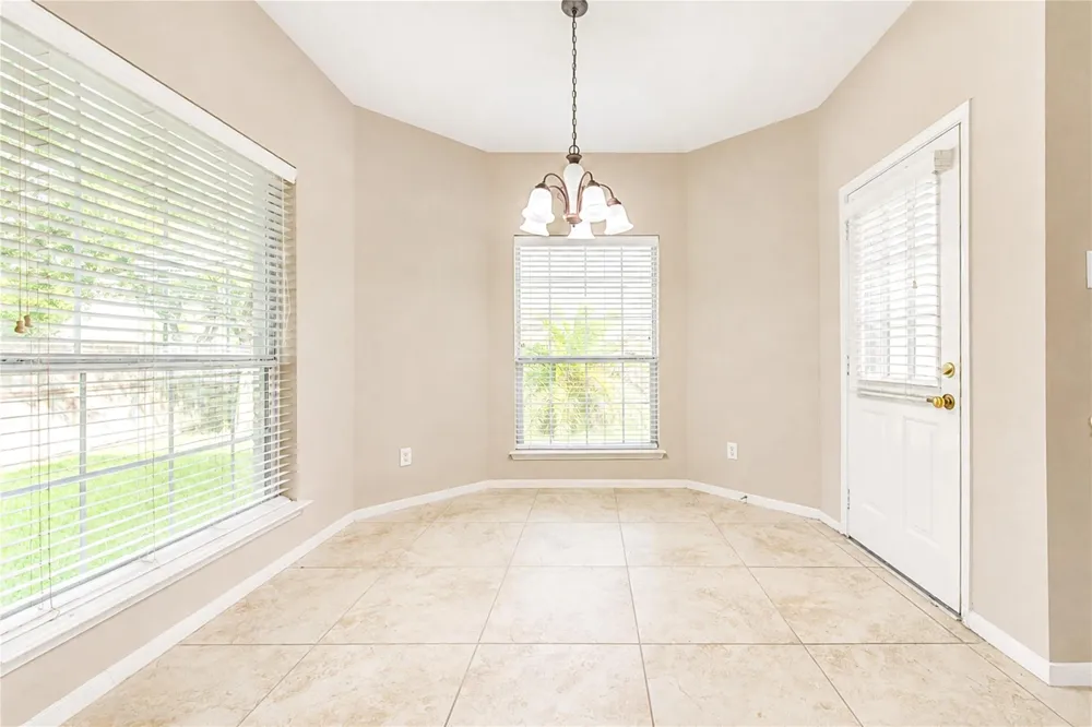 14009 Hollow Canyon Lane Rosharon, TX 77583