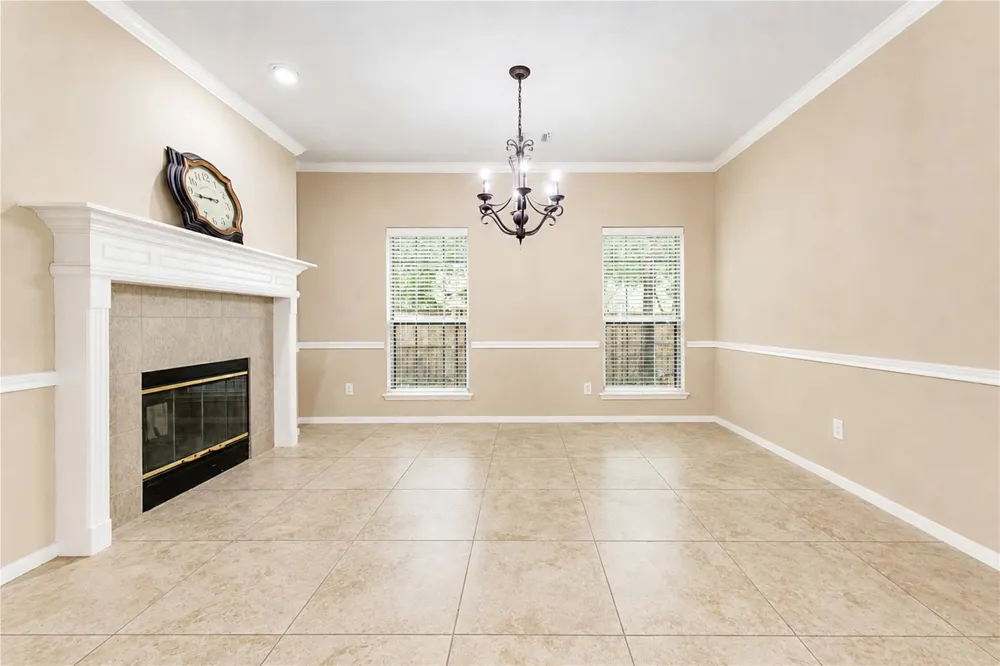14009 Hollow Canyon Lane Rosharon, TX 77583