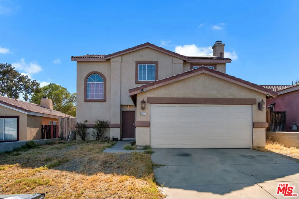 12817 1st Avenue Victorville, CA 92395