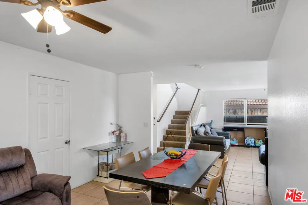 12817 1st Avenue Victorville, CA 92395