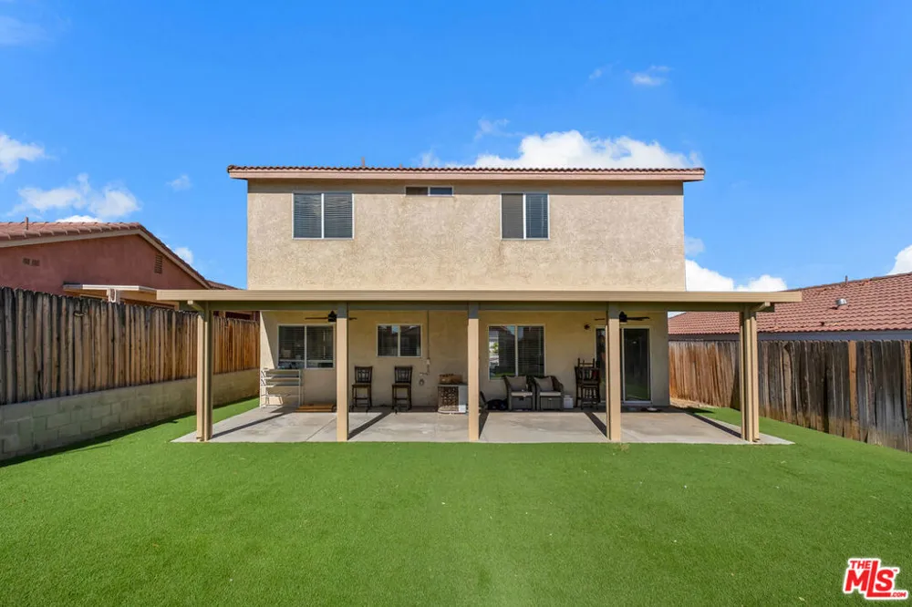12817 1st Avenue Victorville, CA 92395