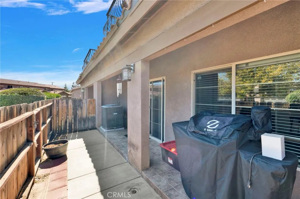 14104 Kiowa Road Apple Valley, CA 92307