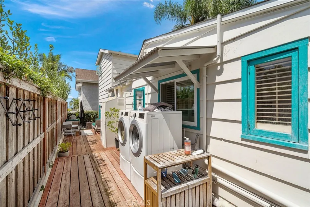 609 Seaview Street Laguna Beach, CA 92651