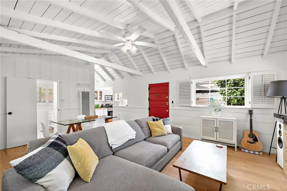 609 Seaview Street Laguna Beach, CA 92651