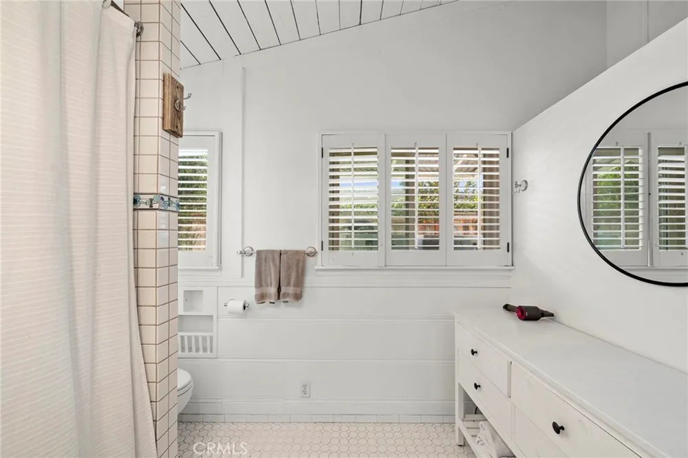 609 Seaview Street Laguna Beach, CA 92651