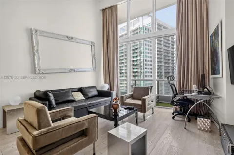 485 Brickell Ave #2807