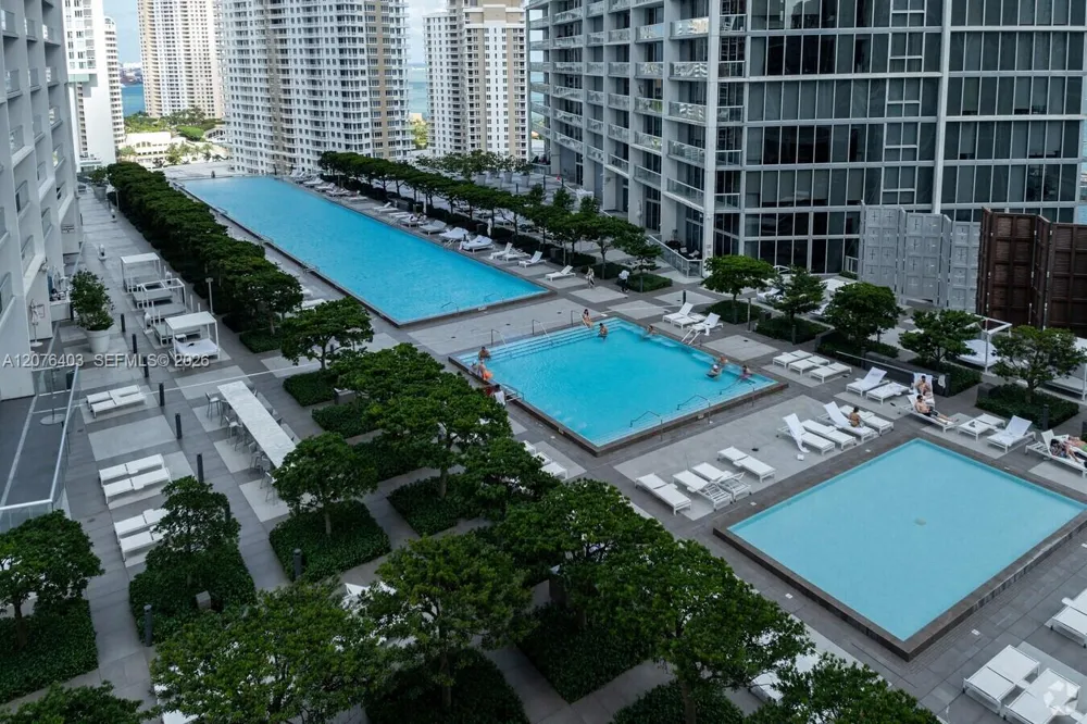 485 Brickell Ave #2807 Miami, FL 33131