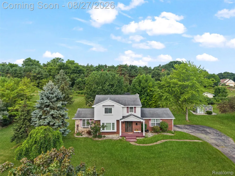 795 Vivian Lane Oxford Charter Township, MI 48371