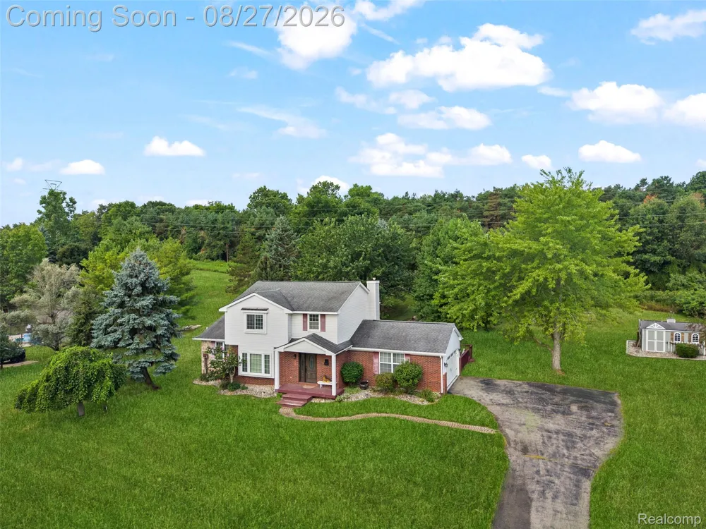 795 Vivian Lane Oxford Charter Township, MI 48371
