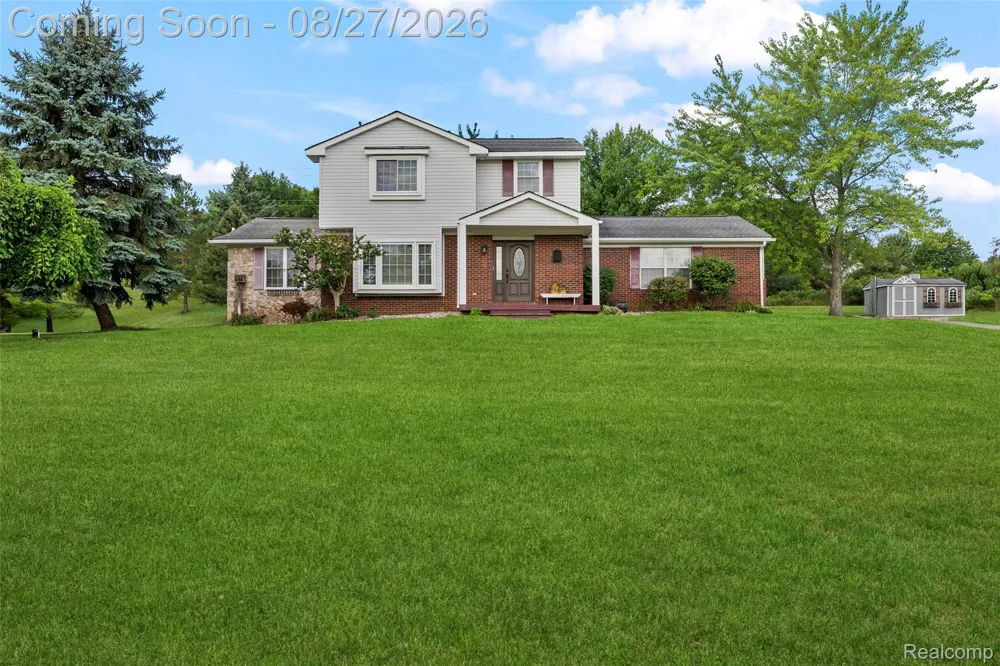 795 Vivian Lane Oxford Charter Township, MI 48371