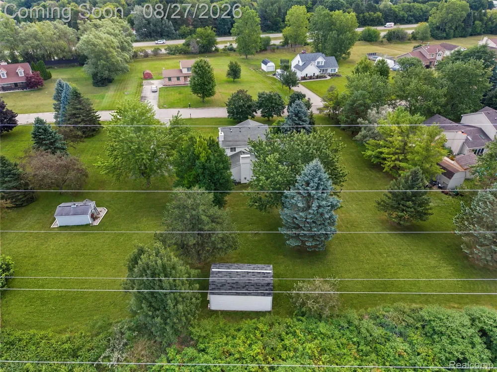 795 Vivian Lane Oxford Charter Township, MI 48371