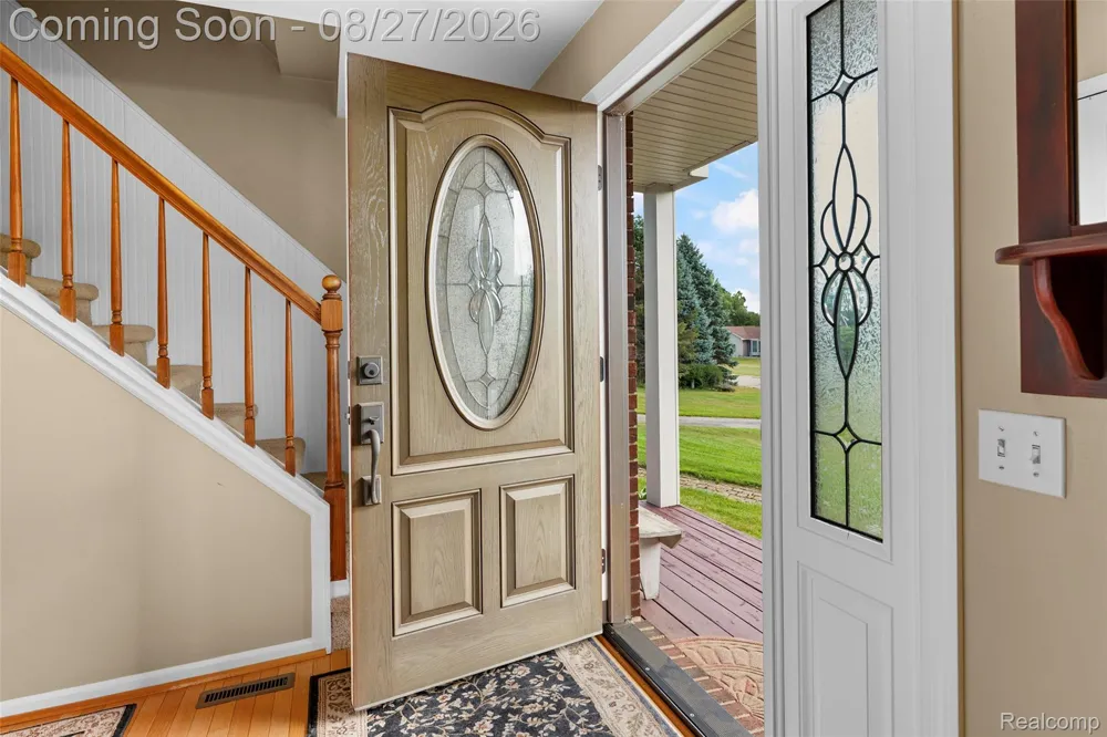 795 Vivian Lane Oxford Charter Township, MI 48371