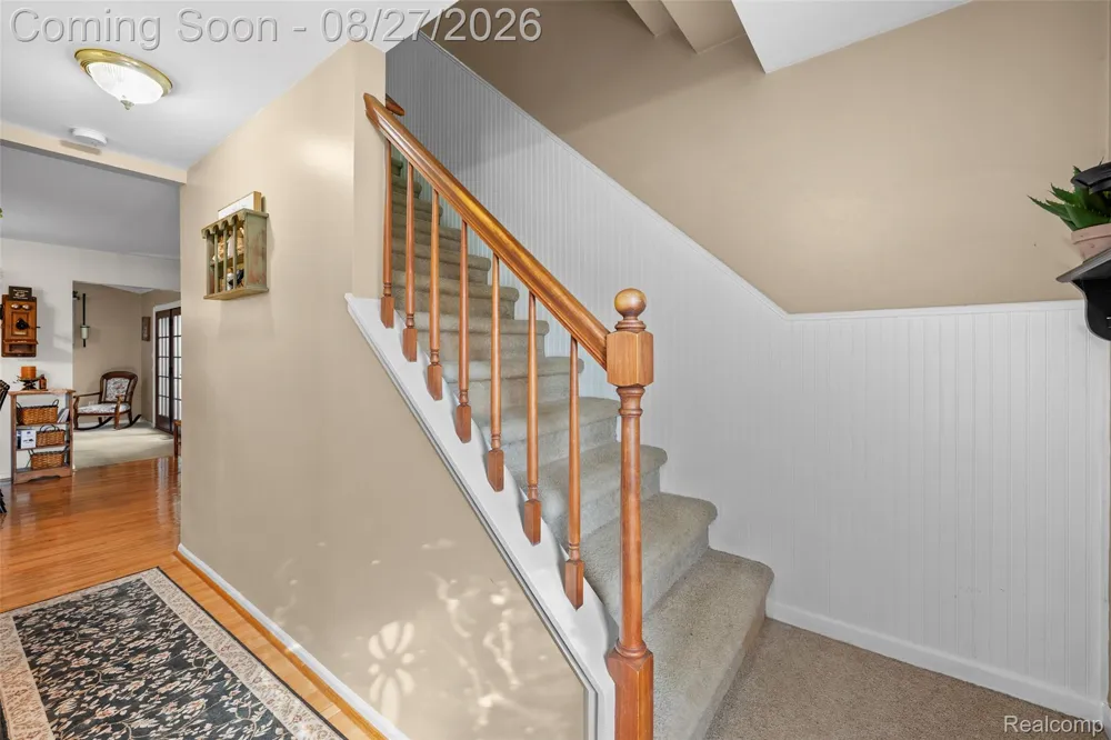 795 Vivian Lane Oxford Charter Township, MI 48371