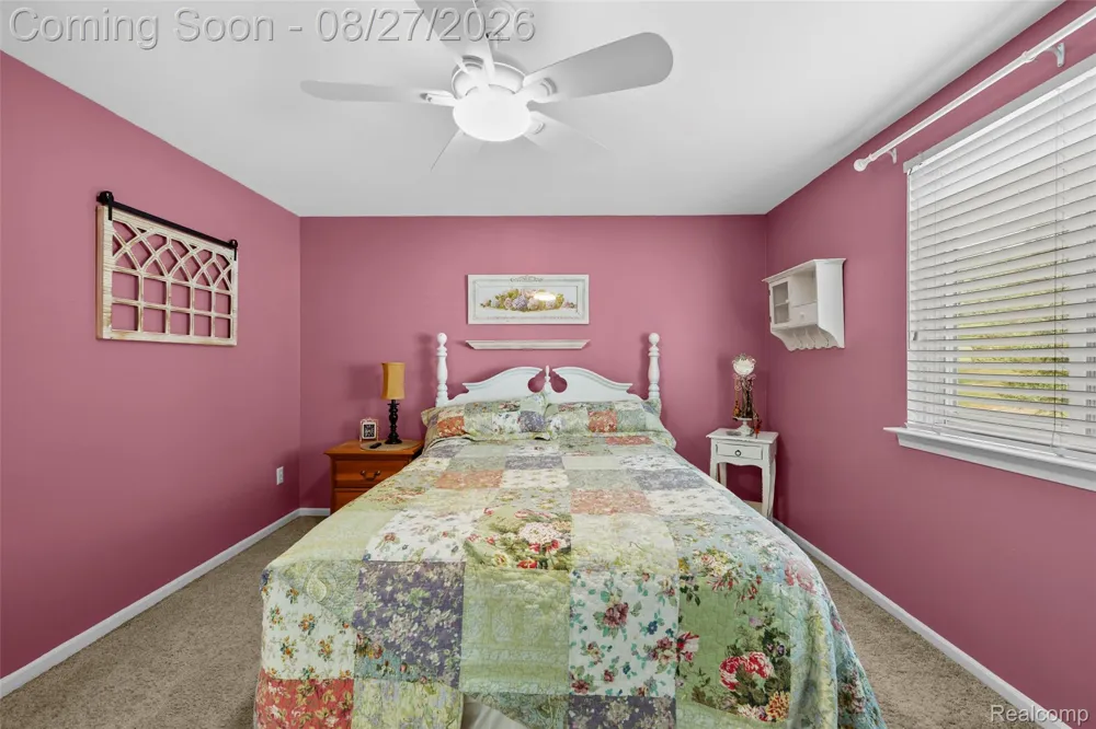 795 Vivian Lane Oxford Charter Township, MI 48371