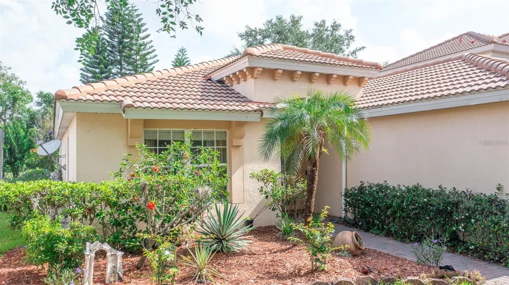 5897 BUFORD STREET Orlando, FL 32835