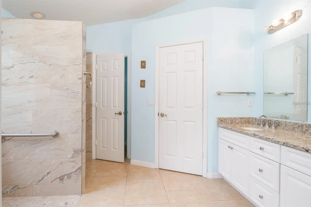 5897 BUFORD STREET Orlando, FL 32835