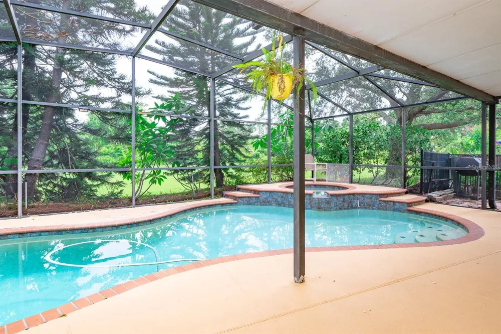5897 BUFORD STREET Orlando, FL 32835