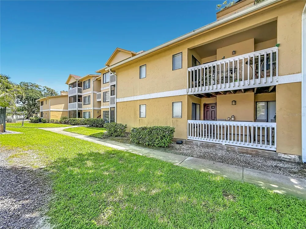 1550 S BELCHER ROAD #214 Clearwater, FL 33764