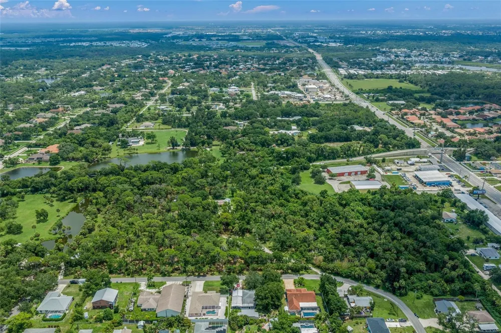 TWIN LAKES AVENUE #B1 Nokomis, FL 34275
