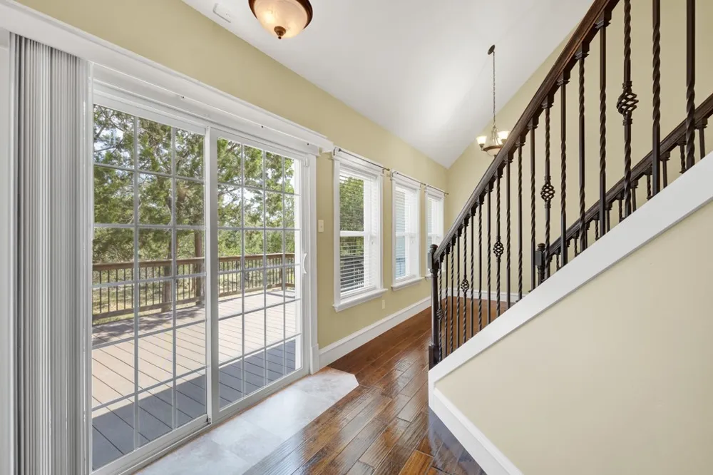 204 Falling Hills New Braunfels, TX 78132